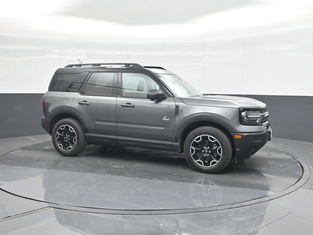 Certified 2025 Ford Bronco Sport Outer Banks w/ Outer Banks Tech Package+ AWD/4WD image 11