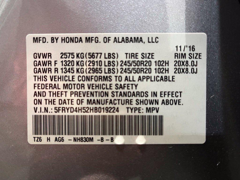 Used 2017 Acura MDX w/ Technology Package AWD/4WD image 24