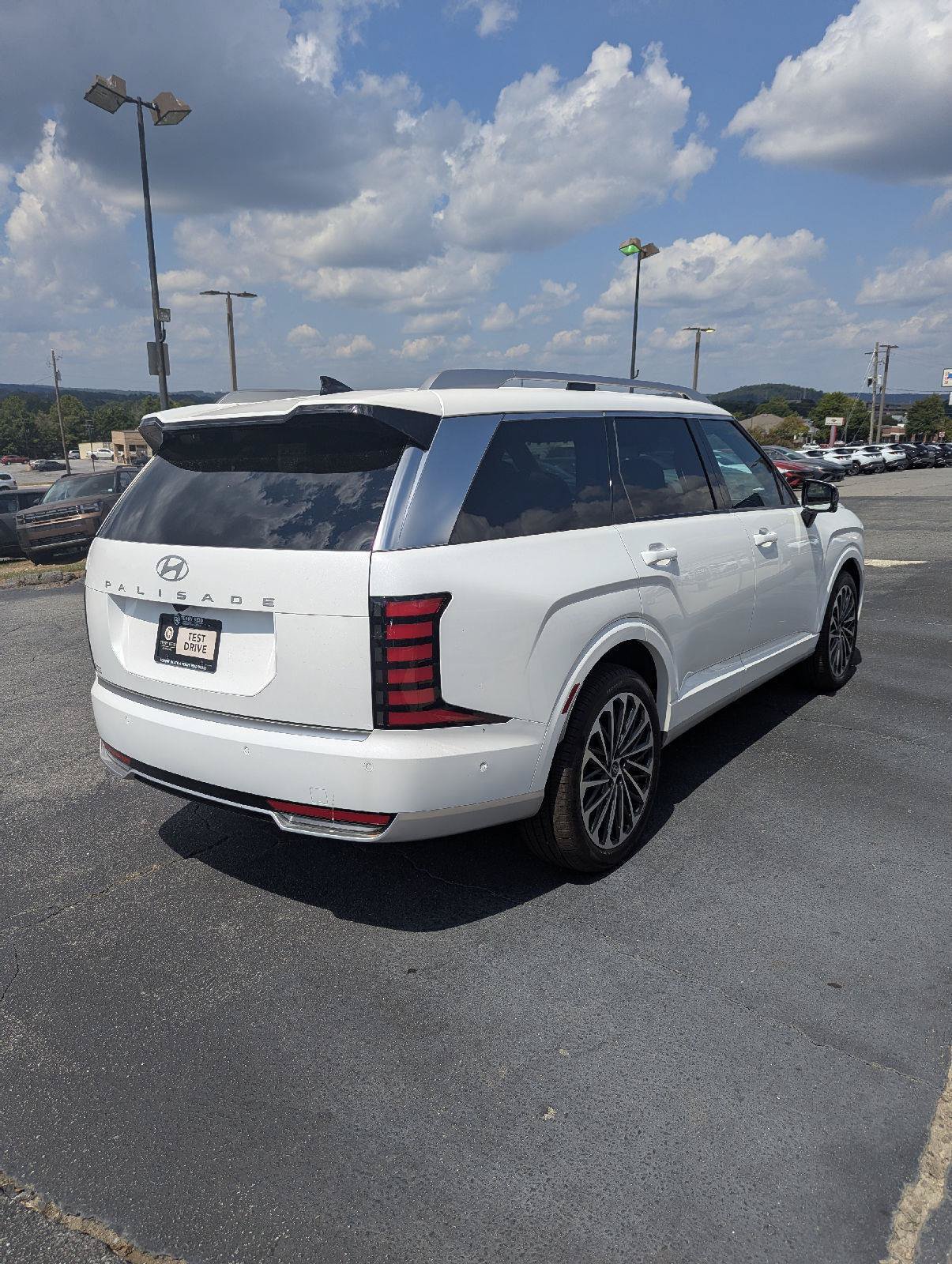 New 2026 Hyundai Palisade Calligraphy FWD image 7
