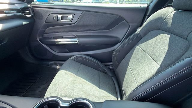 Used 2025 Ford Mustang GT RWD image 20
