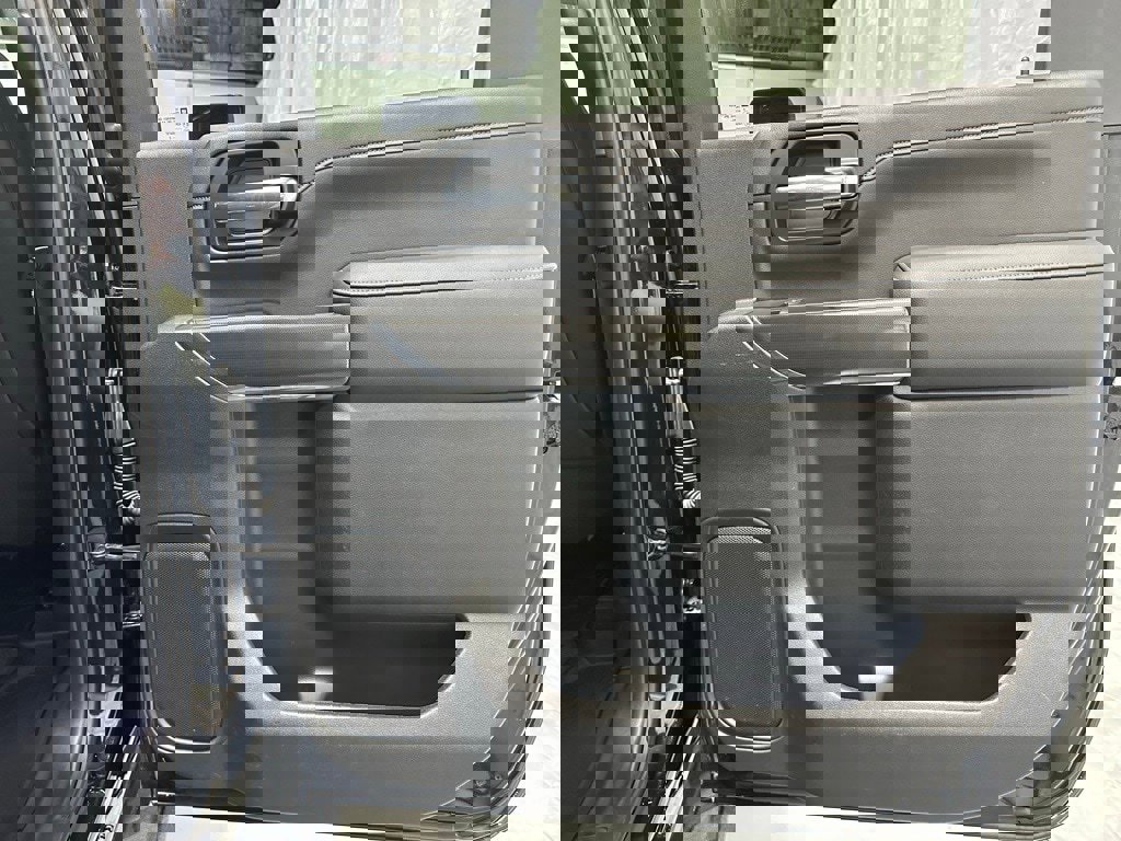 Used 2022 GMC Sierra 2500 AT4 image 50