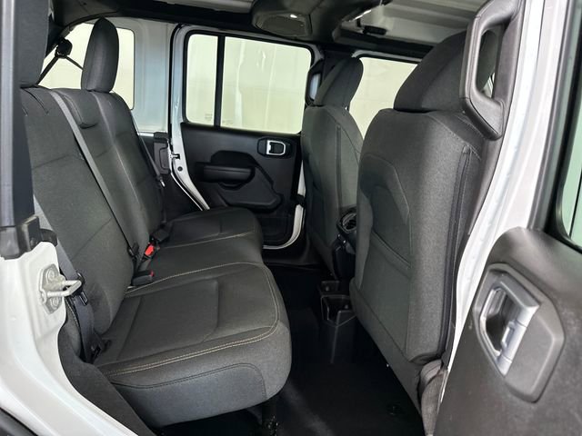 Used 2024 Jeep Wrangler Willys image 27