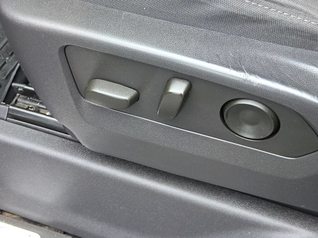 Certified 2024 Chevrolet Silverado 1500 LT AWD/4WD image 29