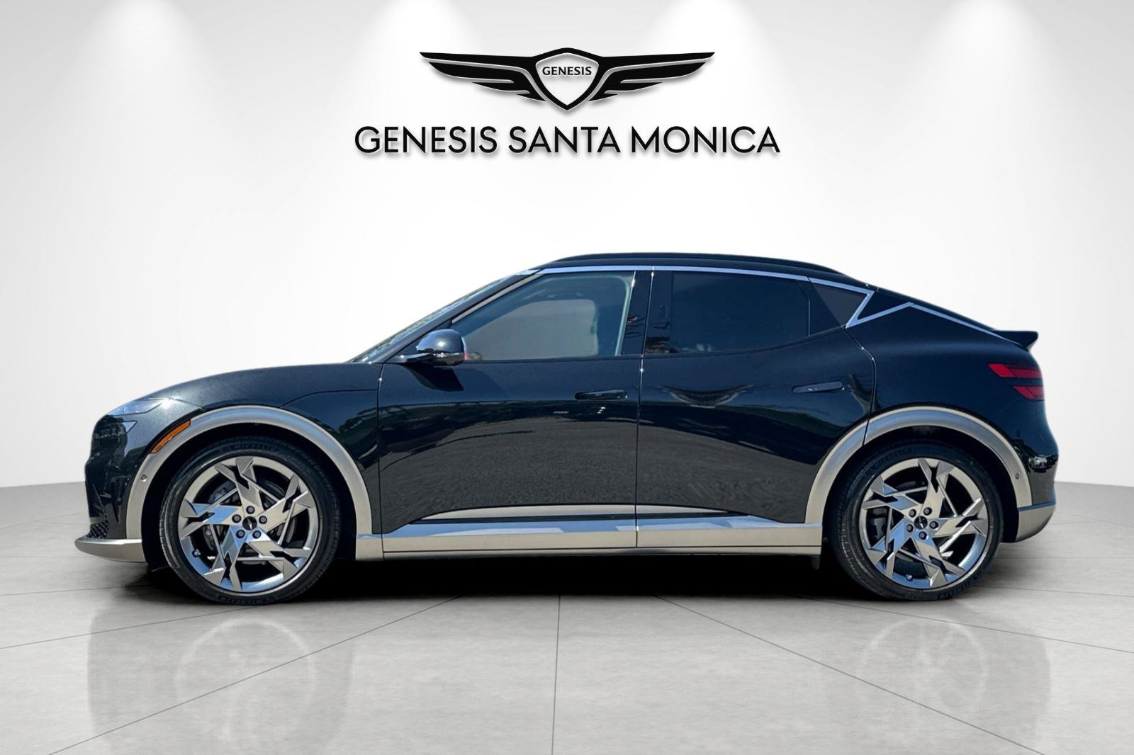 Used 2023 Genesis GV60 Performance AWD/4WD image 9