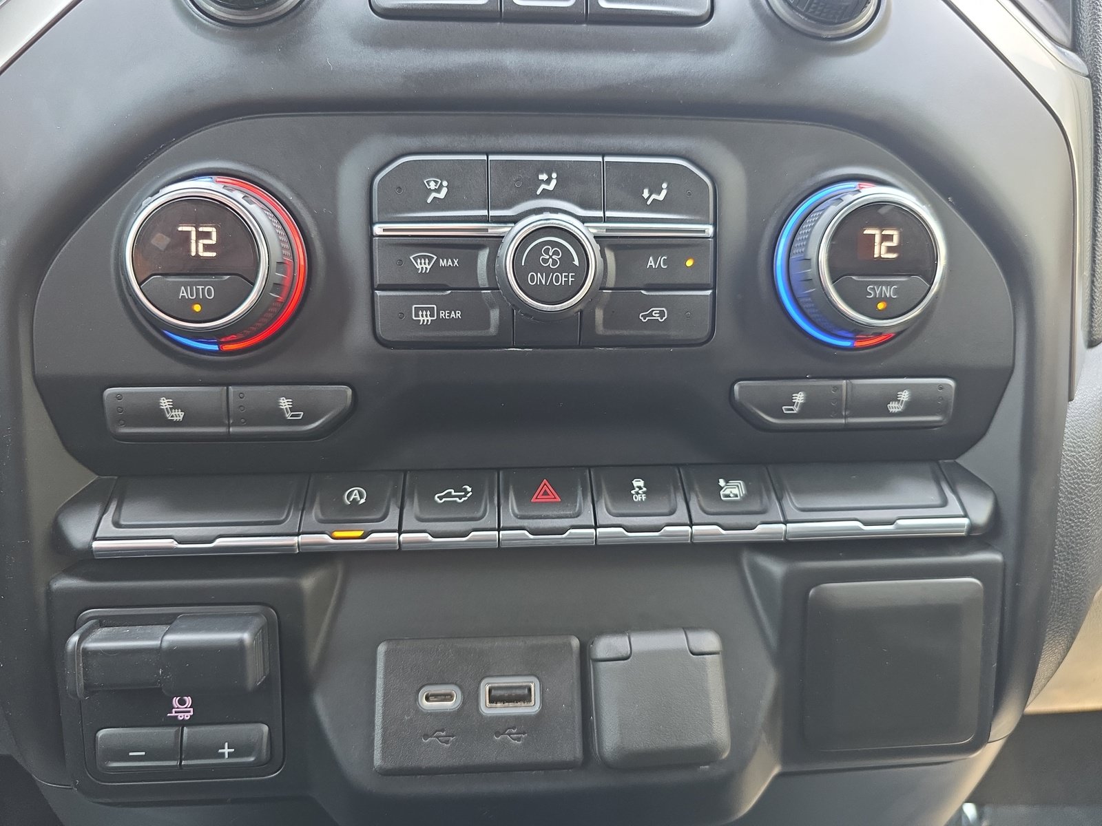 Used 2020 Chevrolet Silverado 1500 LT w/ All-Star Edition AWD/4WD image 32