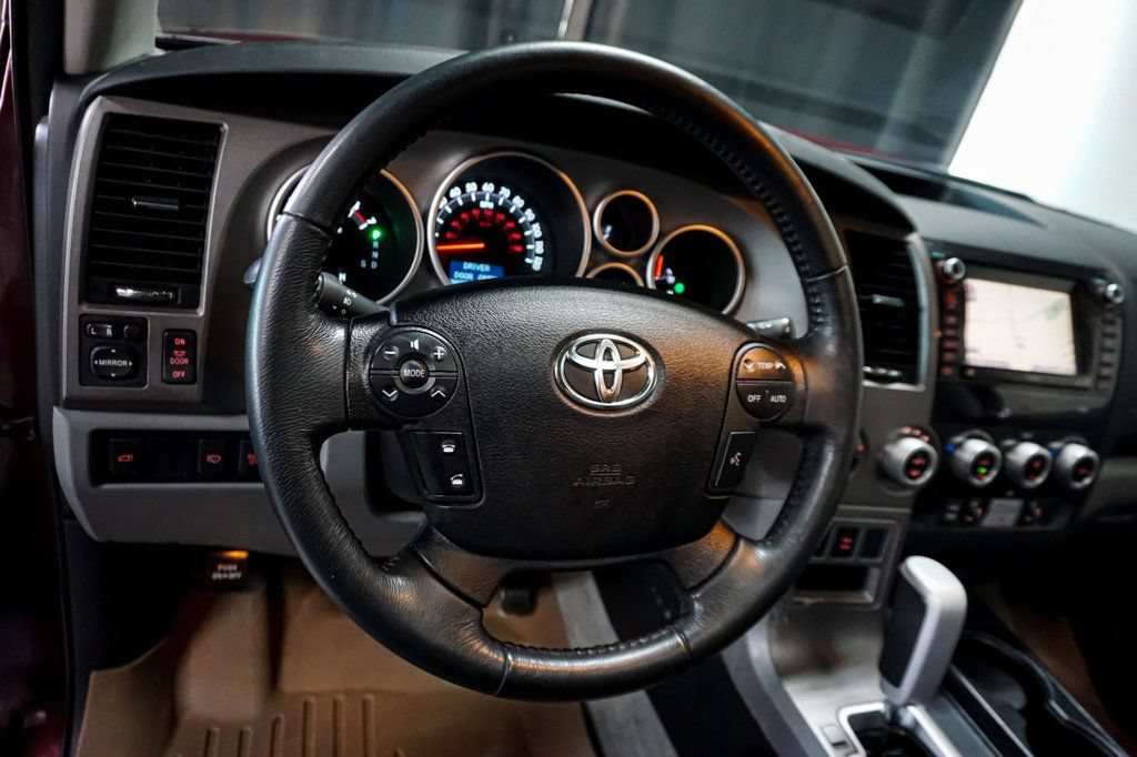 Used 2010 Toyota Sequoia Limited AWD/4WD image 37