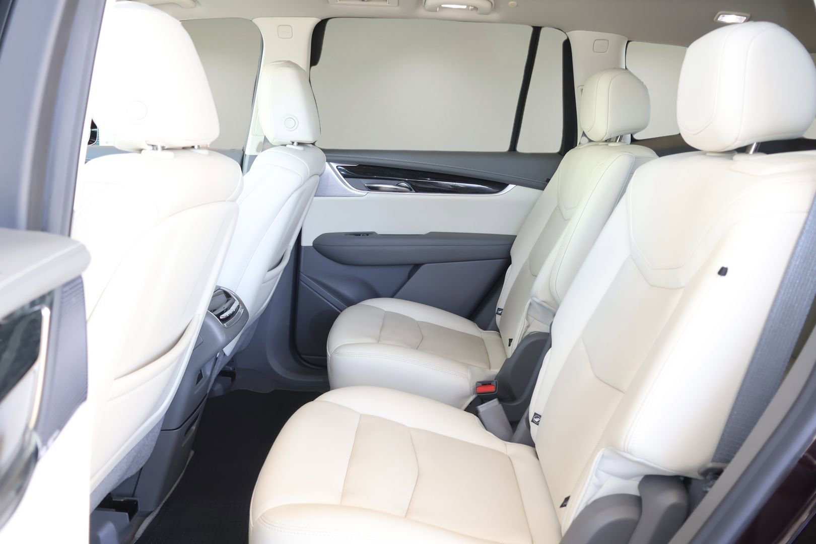 Used 2021 Cadillac XT6 Premium Luxury FWD image 13