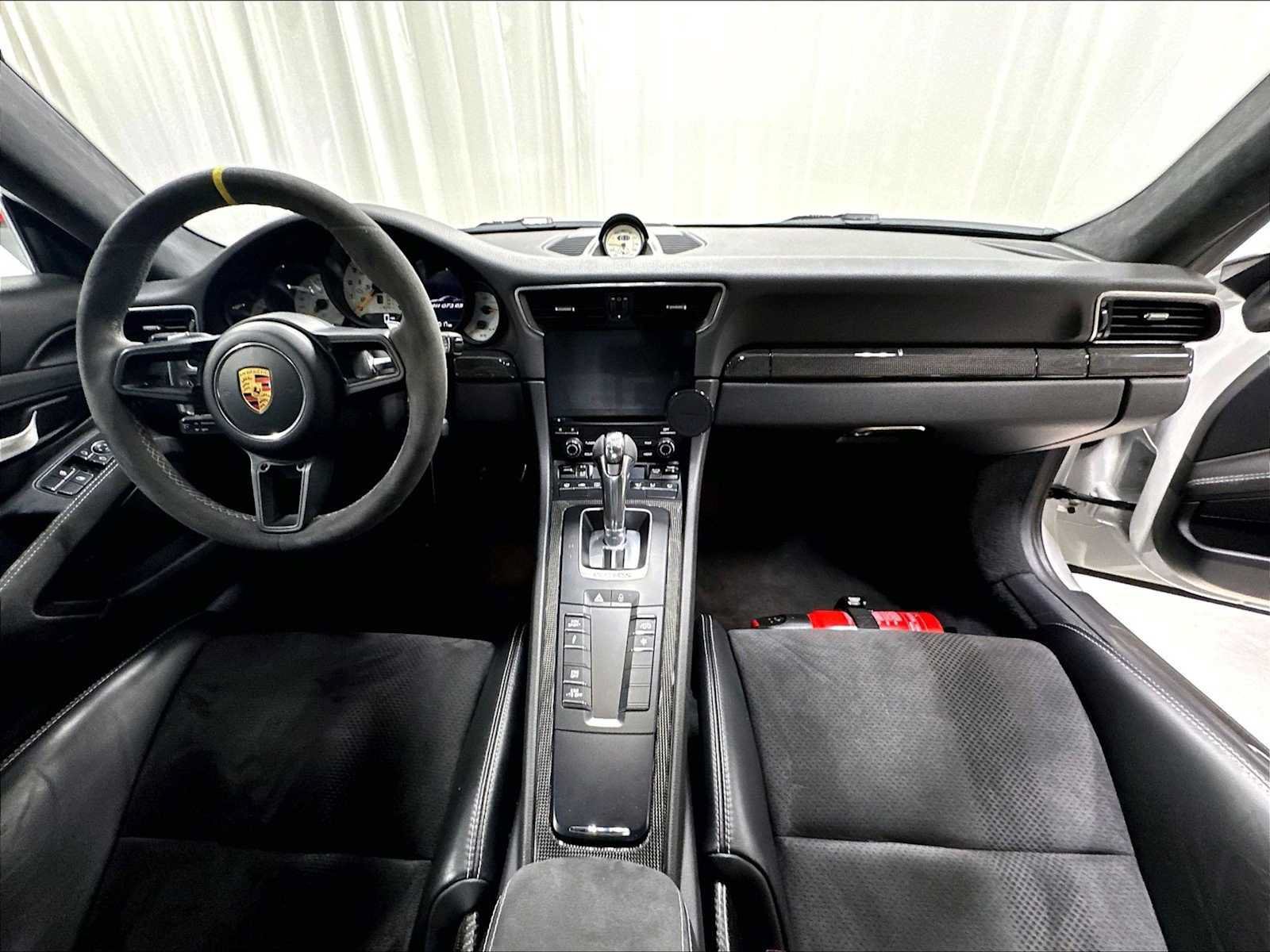 Used 2019 Porsche 911 GT3 RS RWD image 16