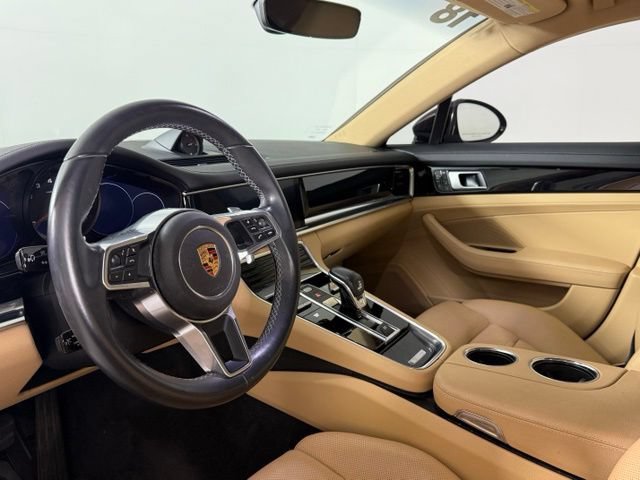 Used 2018 Porsche Panamera 4 AWD/4WD image 4