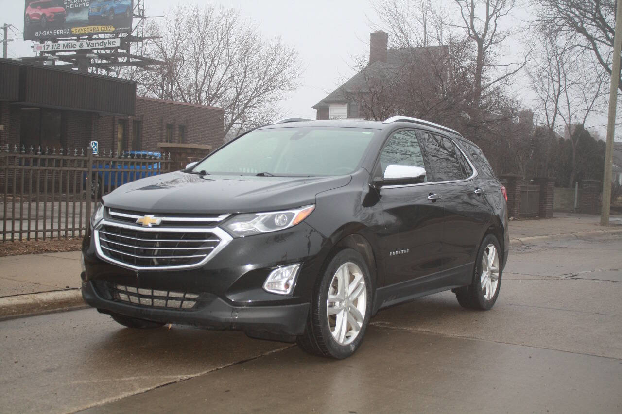 Used 2018 Chevrolet Equinox Premier FWD image 2