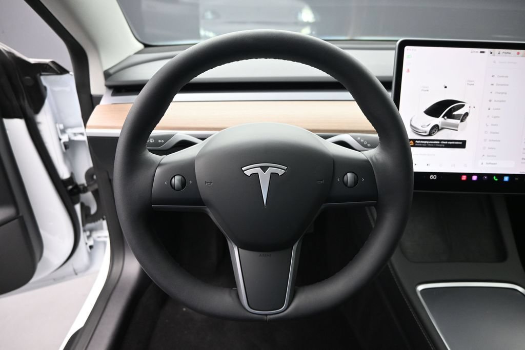 Used 2023 Tesla Model 3 Standard Range RWD image 14