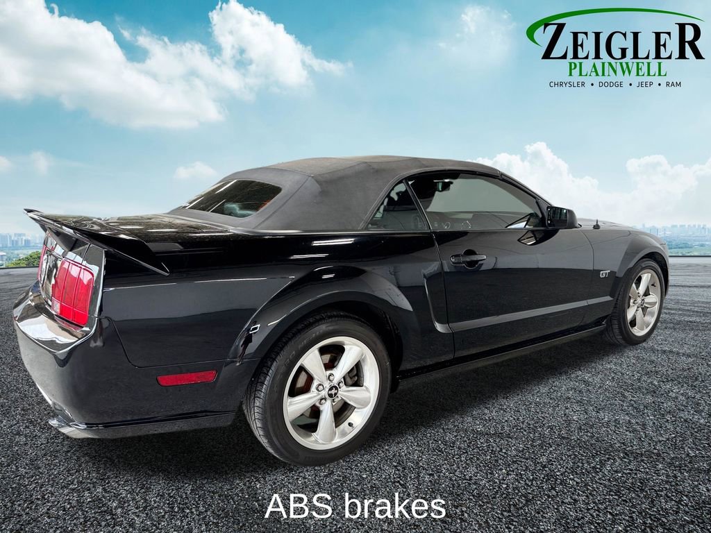 Used 2008 Ford Mustang GT RWD image 6