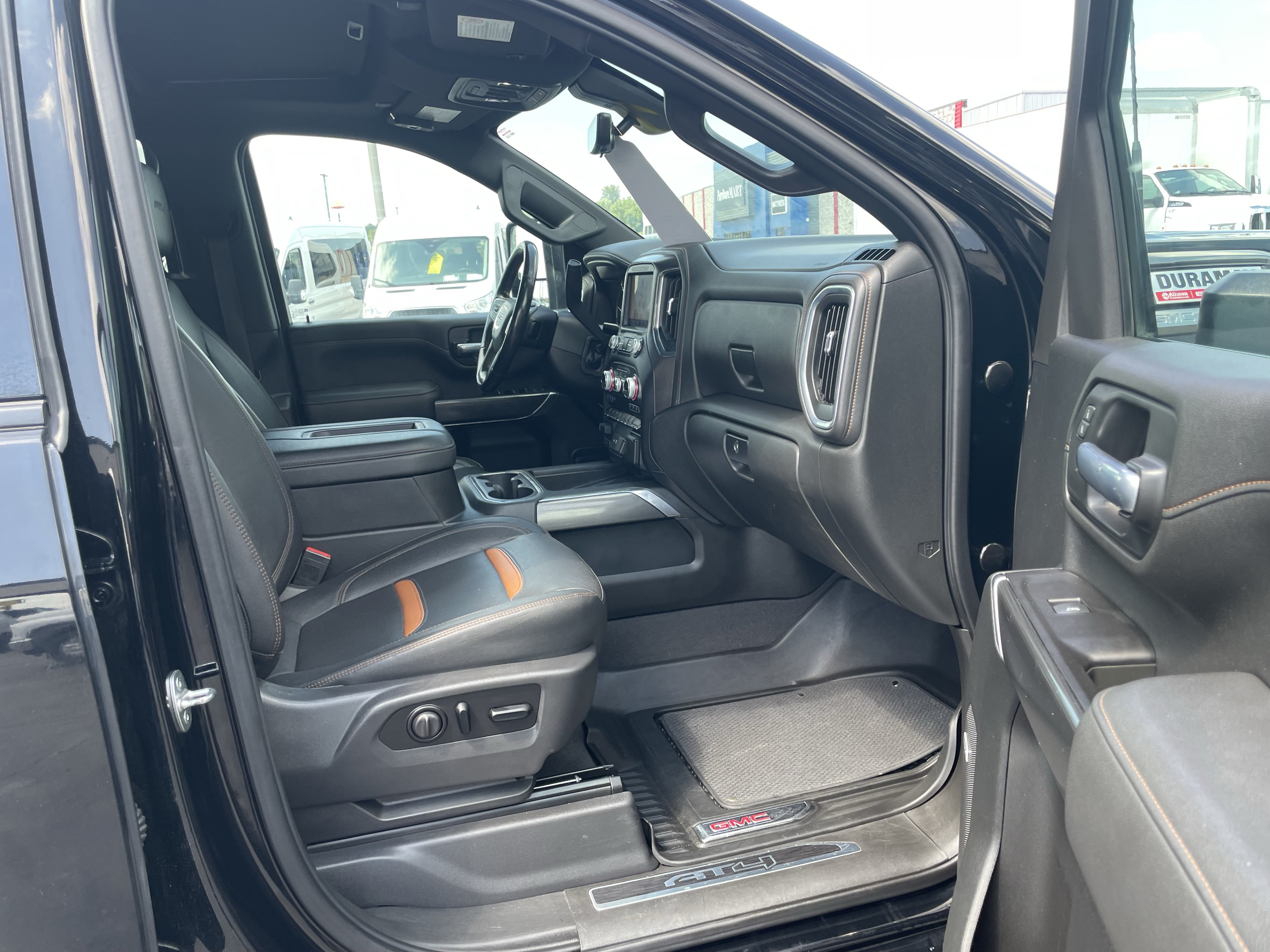 Used 2021 GMC Sierra 2500 AT4 w/ AT4 Preferred Package AWD/4WD image 35