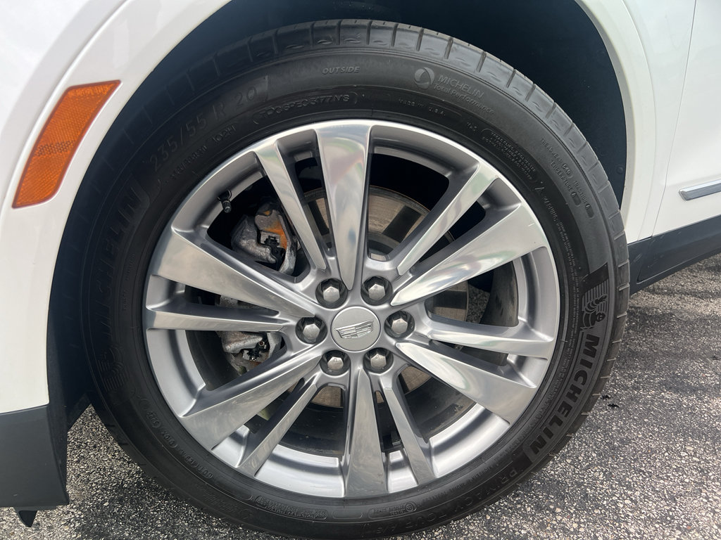 Used 2024 Cadillac XT5 Premium Luxury AWD/4WD image 9