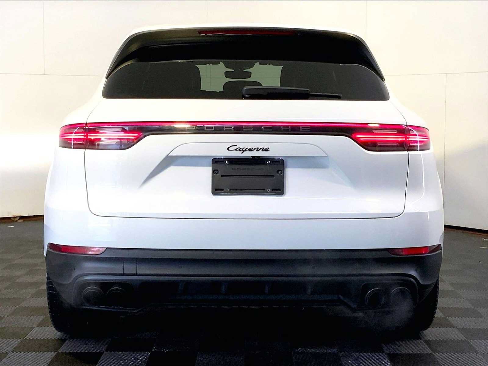 Certified 2021 Porsche Cayenne AWD/4WD image 6