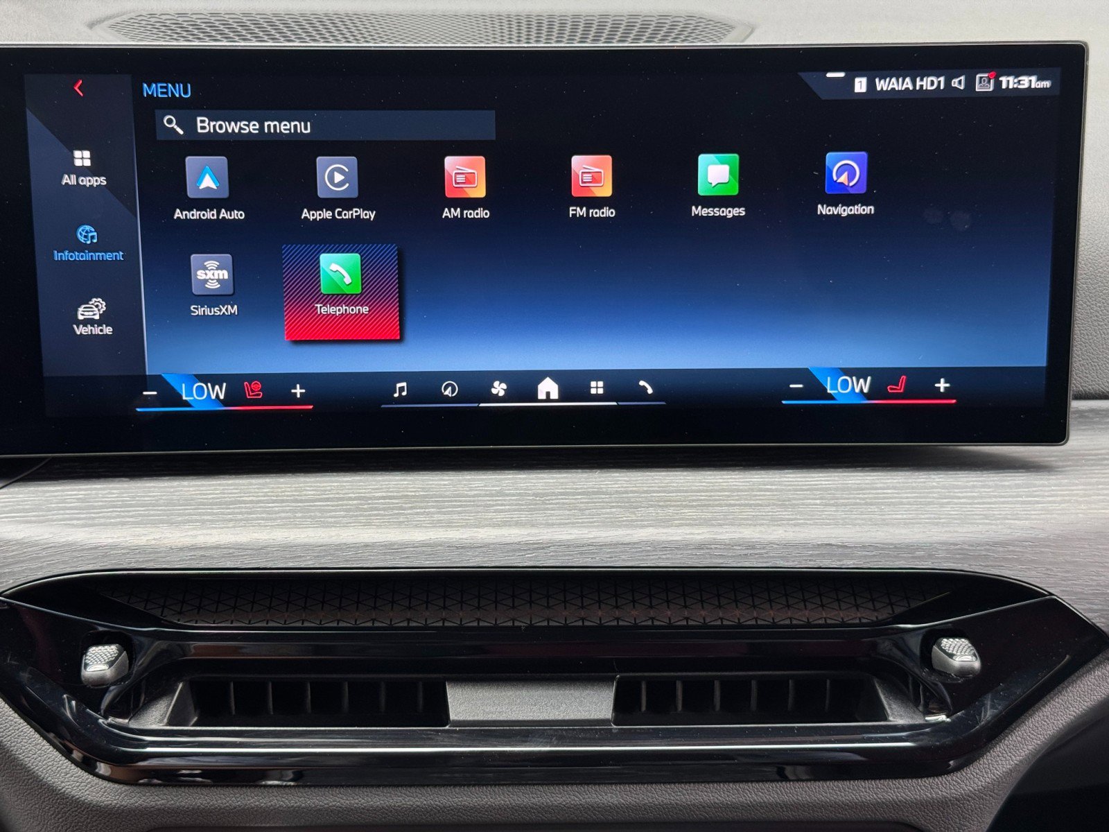 Used 2025 BMW M340i w/ Premium Package RWD image 29