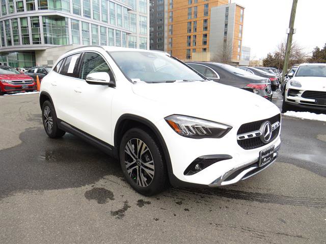 Used 2025 Mercedes-Benz GLA 250 4MATIC image 5
