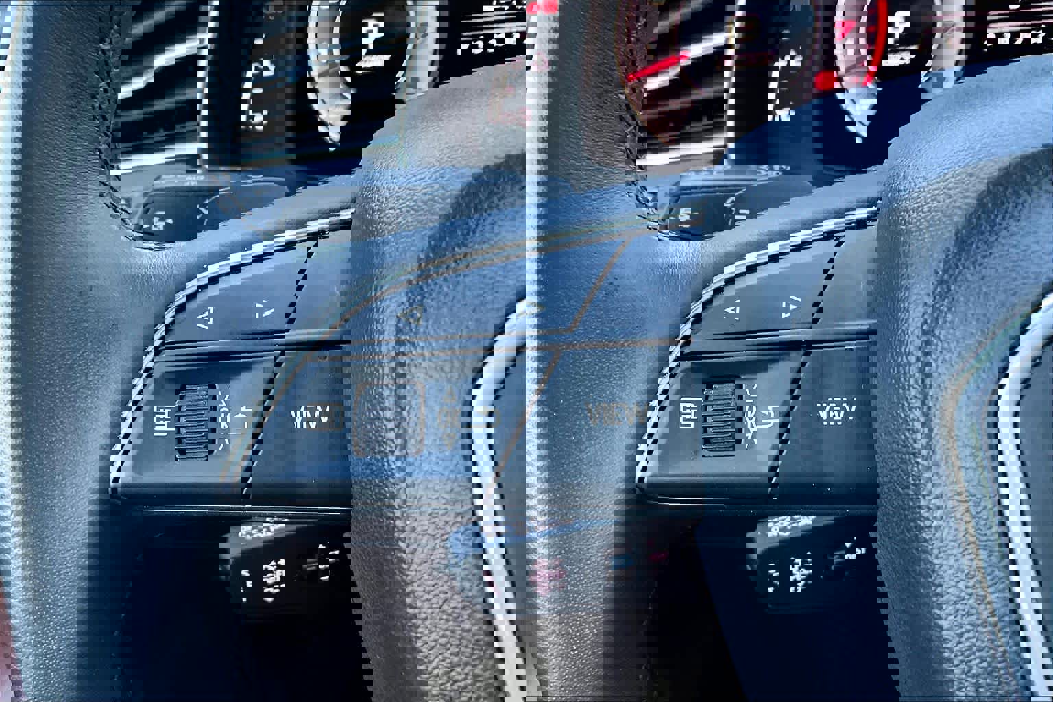 Used 2022 Audi Q8 Premium Plus image 24