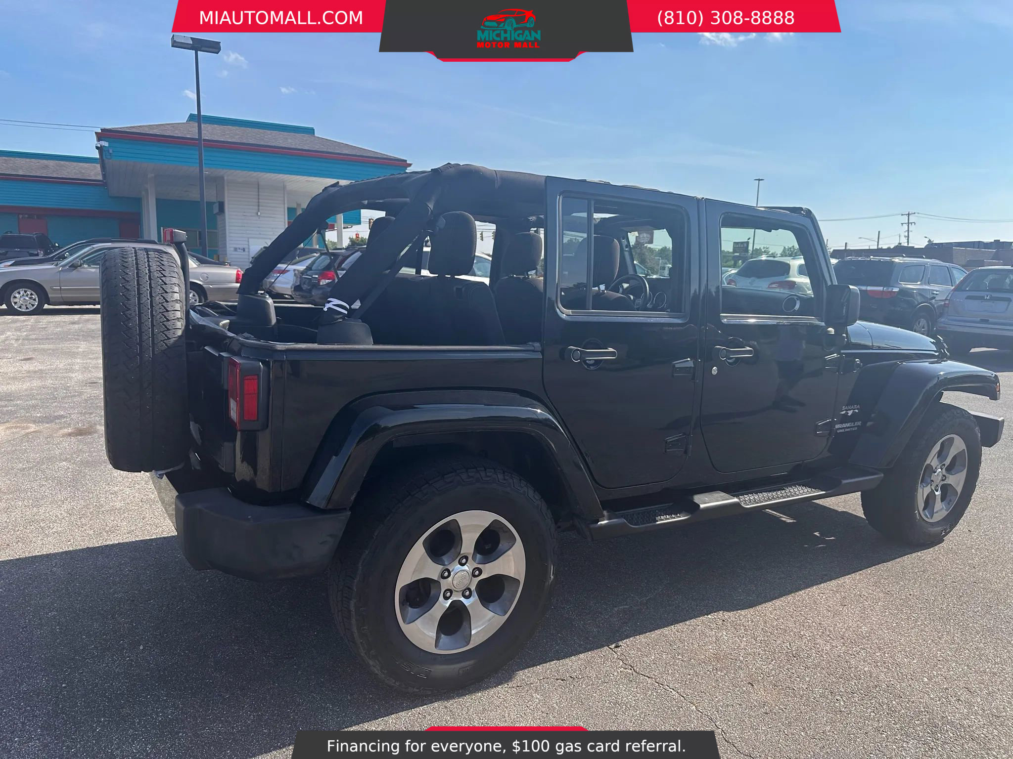 Used 2017 Jeep Wrangler Unlimited Sahara image 2