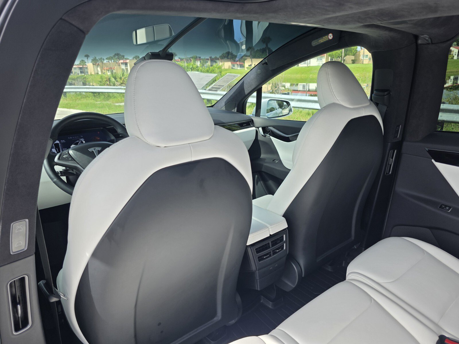Used 2020 Tesla Model X Long Range AWD/4WD image 14