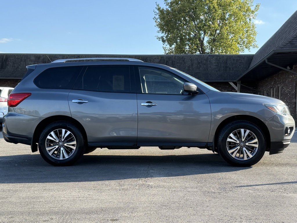 Used 2018 Nissan Pathfinder S image 7