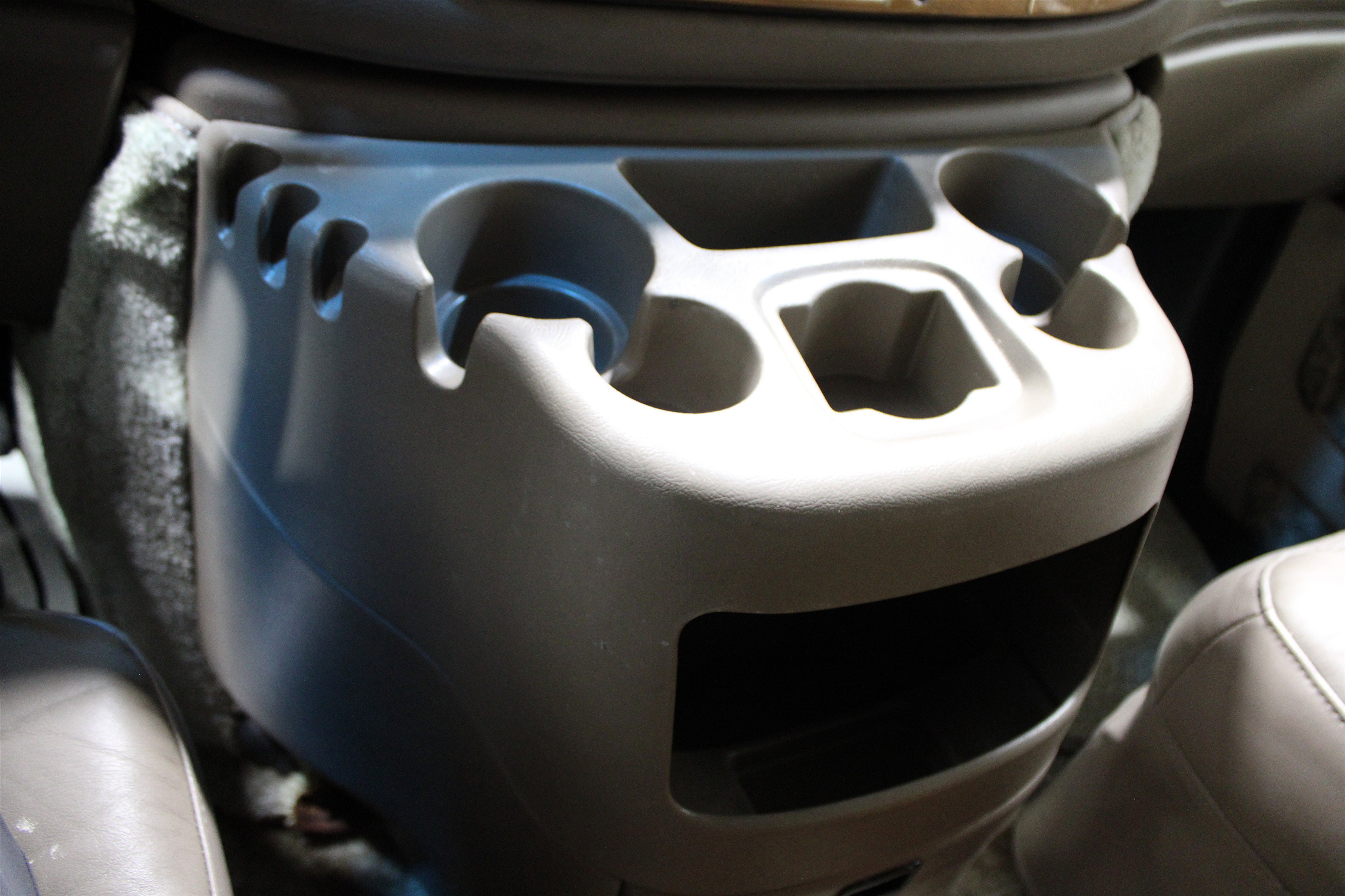 Used 2000 Ford E-150 and Econoline 150 Recreational Mark III image 13