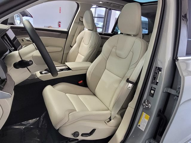 New 2026 Volvo XC90 B6 Ultra w/ Protection Package AWD/4WD image 10
