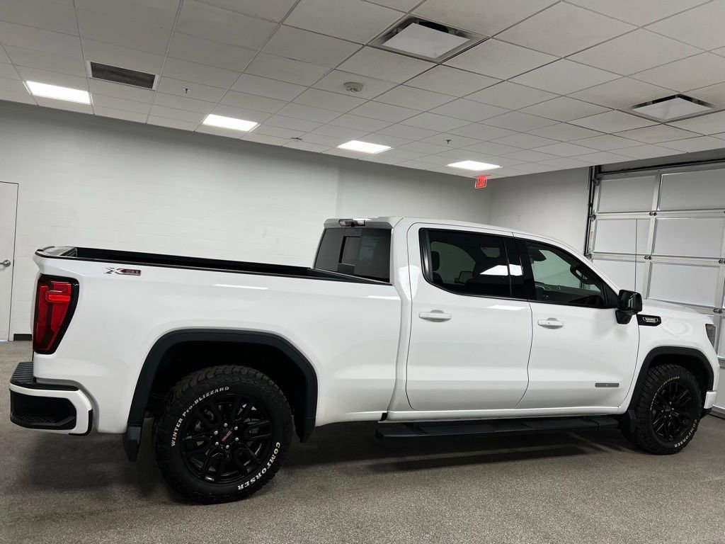 Used 2025 GMC Sierra 1500 Elevation w/ Elevation Premium Package image 14
