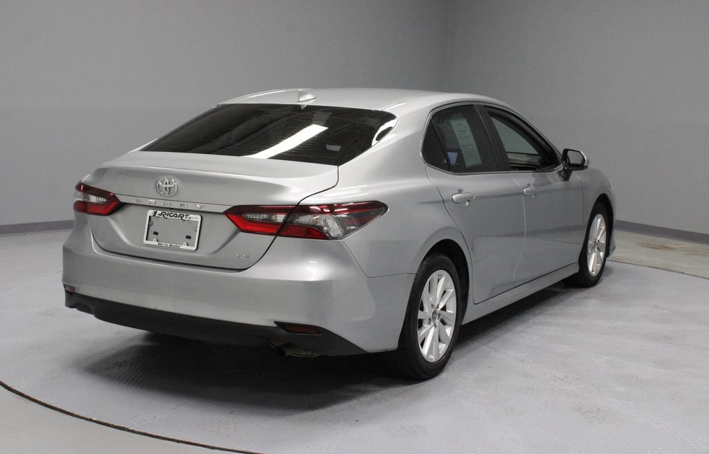 Used 2024 Toyota Camry LE FWD image 10