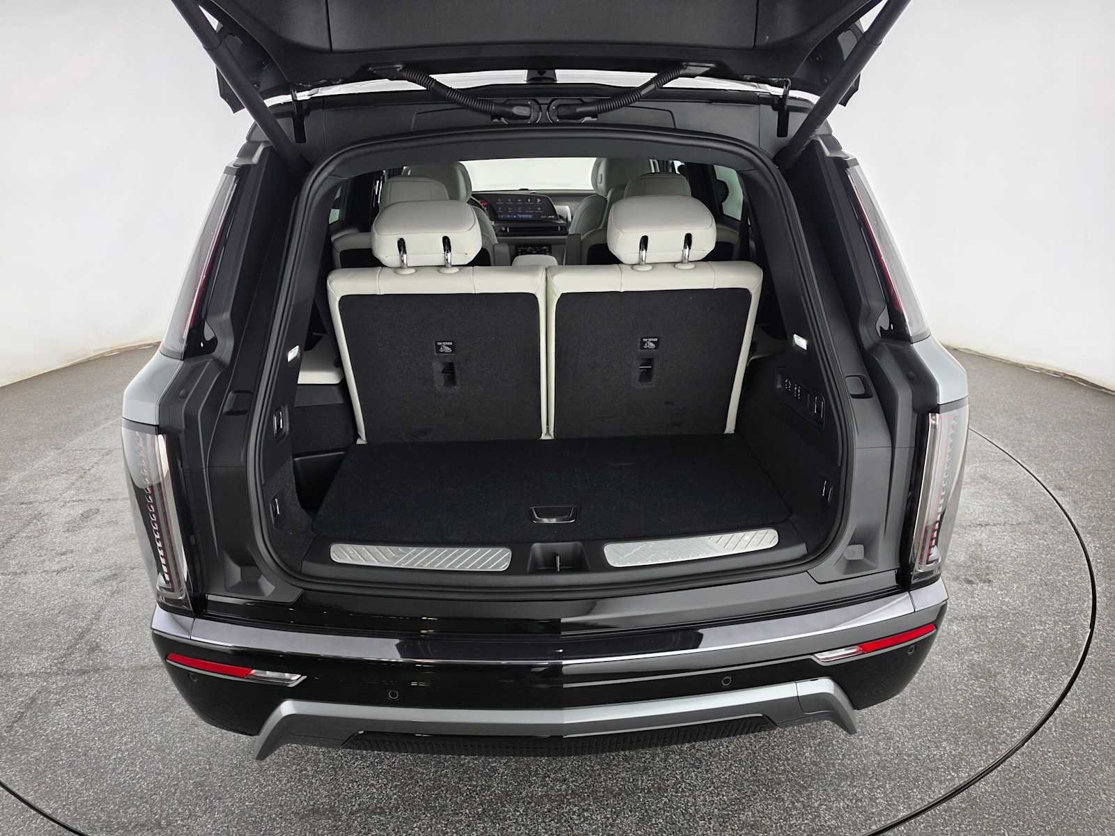 New 2027 Cadillac Vistiq Sport AWD/4WD image 15