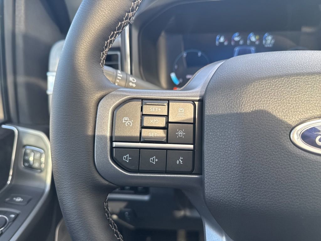 New 2025 Ford F250 Lariat w/ Lariat Ultimate Package image 25