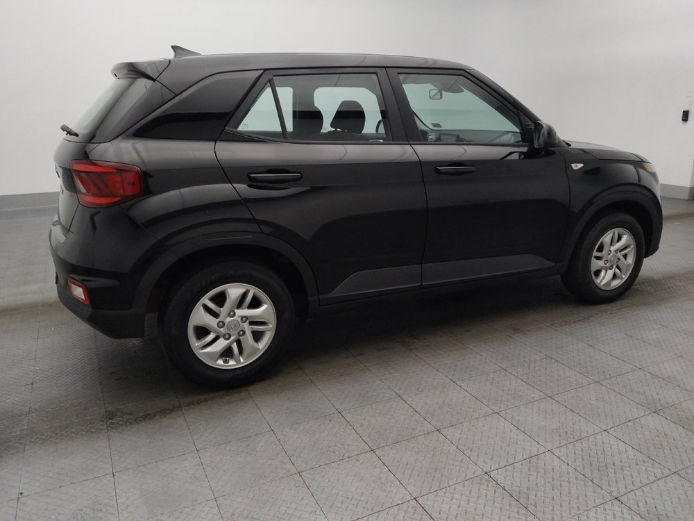 Used 2021 Hyundai Venue SE image 10