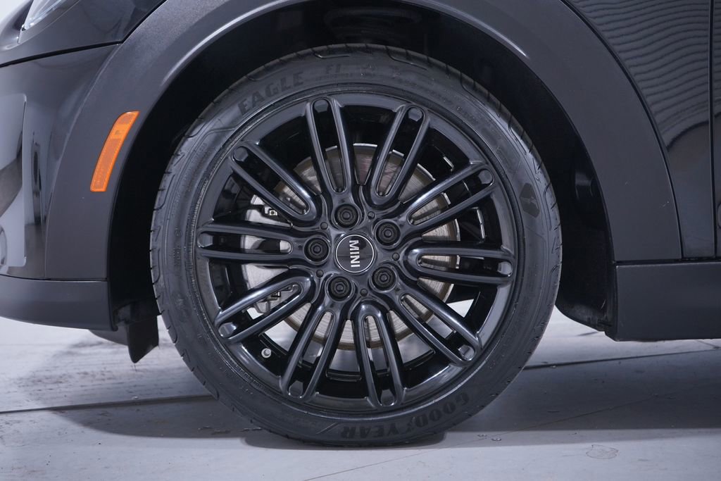 Used 2023 MINI Cooper S image 2