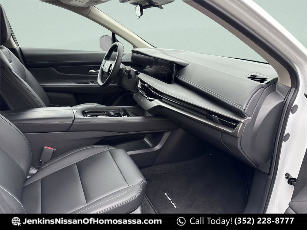 Certified 2025 Nissan Murano SV FWD image 19