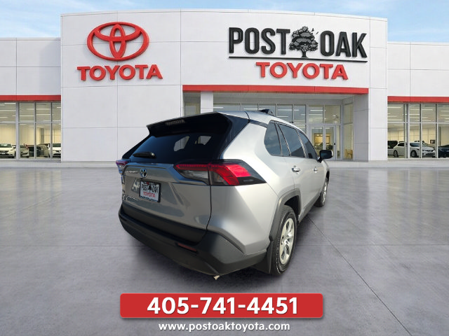 Used 2024 Toyota RAV4 XLE w/ Convenience Package AWD/4WD image 7