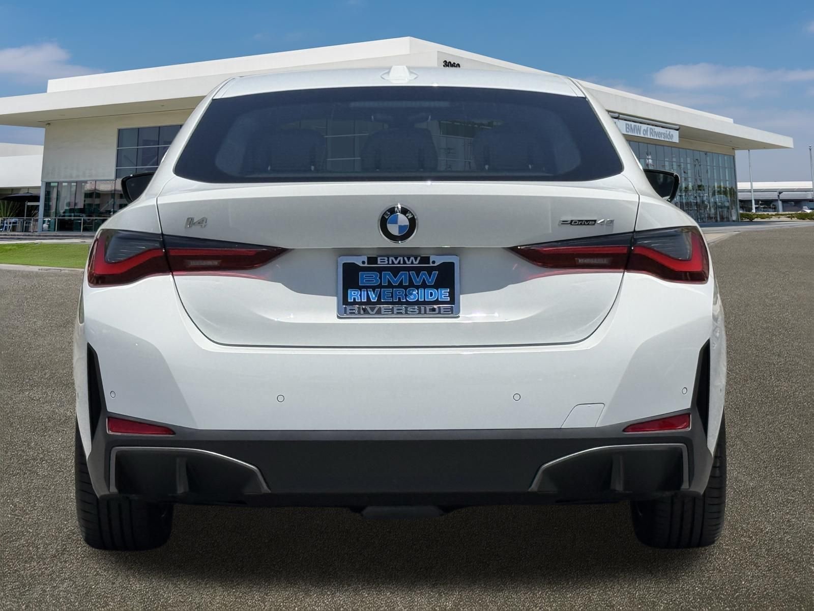 New 2026 BMW i4 eDrive40 w/ Premium Package RWD image 9