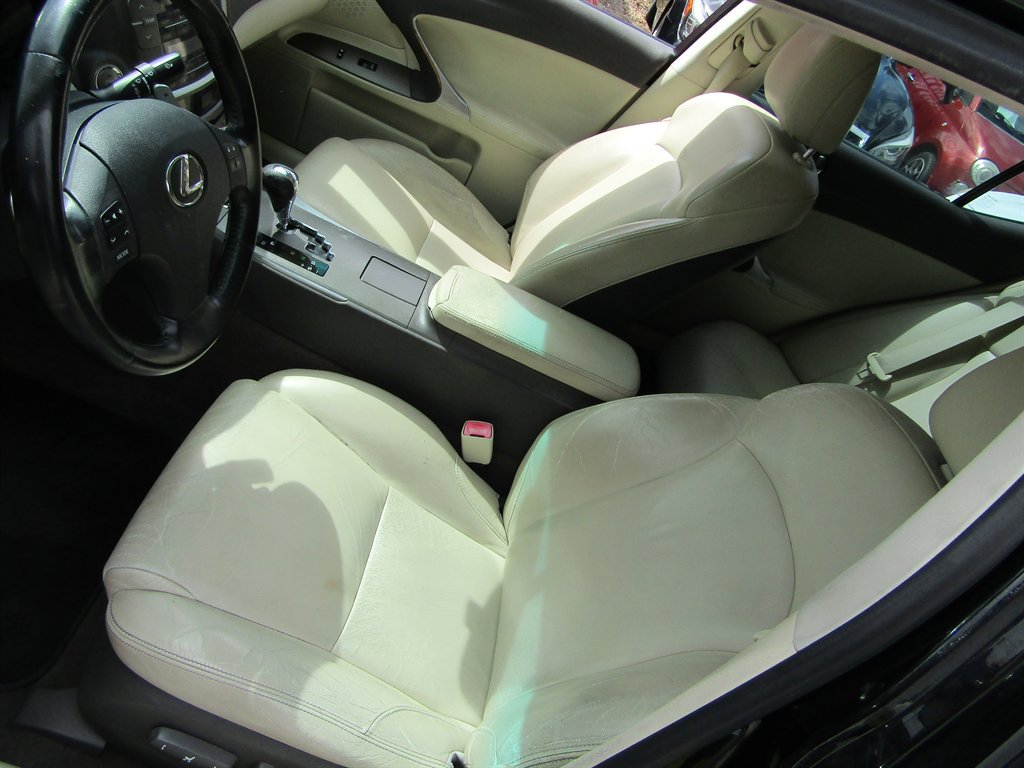 Used 2010 Lexus IS 250 RWD image 8