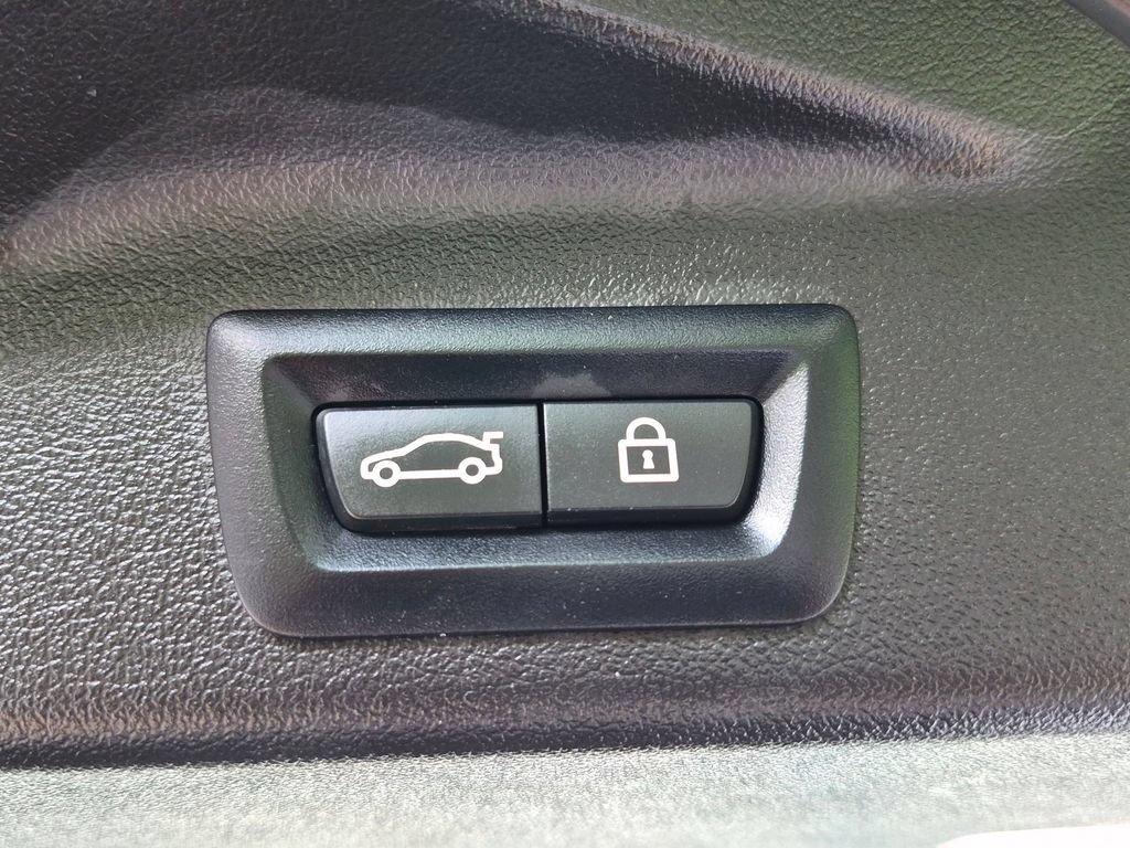 Used 2023 BMW X5 xDrive40i AWD/4WD image 27