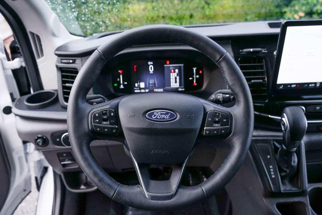 Used 2026 Ford Transit 350 XLT image 21