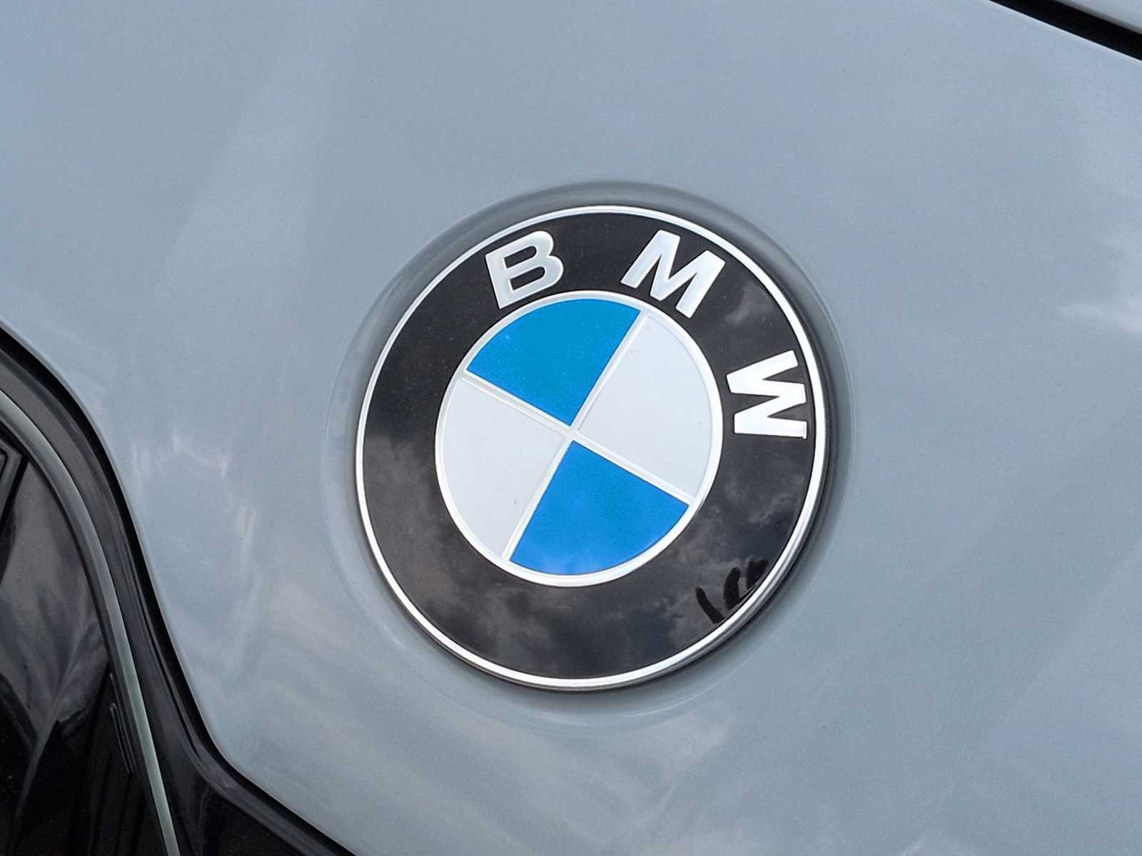 New 2025 BMW 740i xDrive AWD/4WD image 12