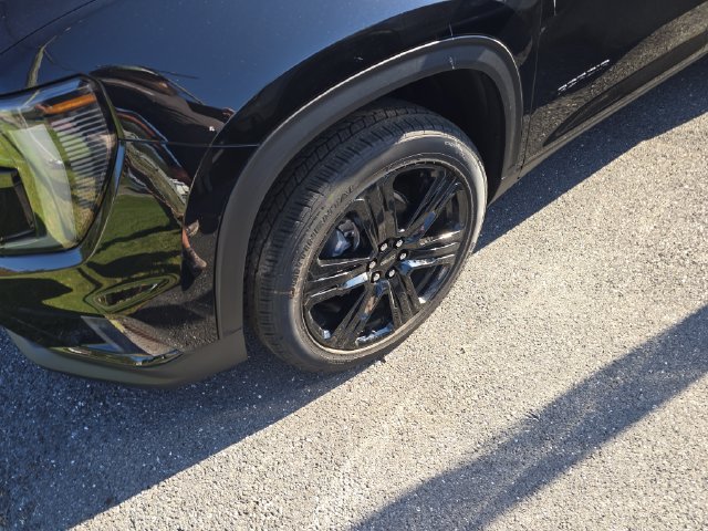 New 2027 GMC Acadia Elevation w/ Black Edition AWD/4WD image 9