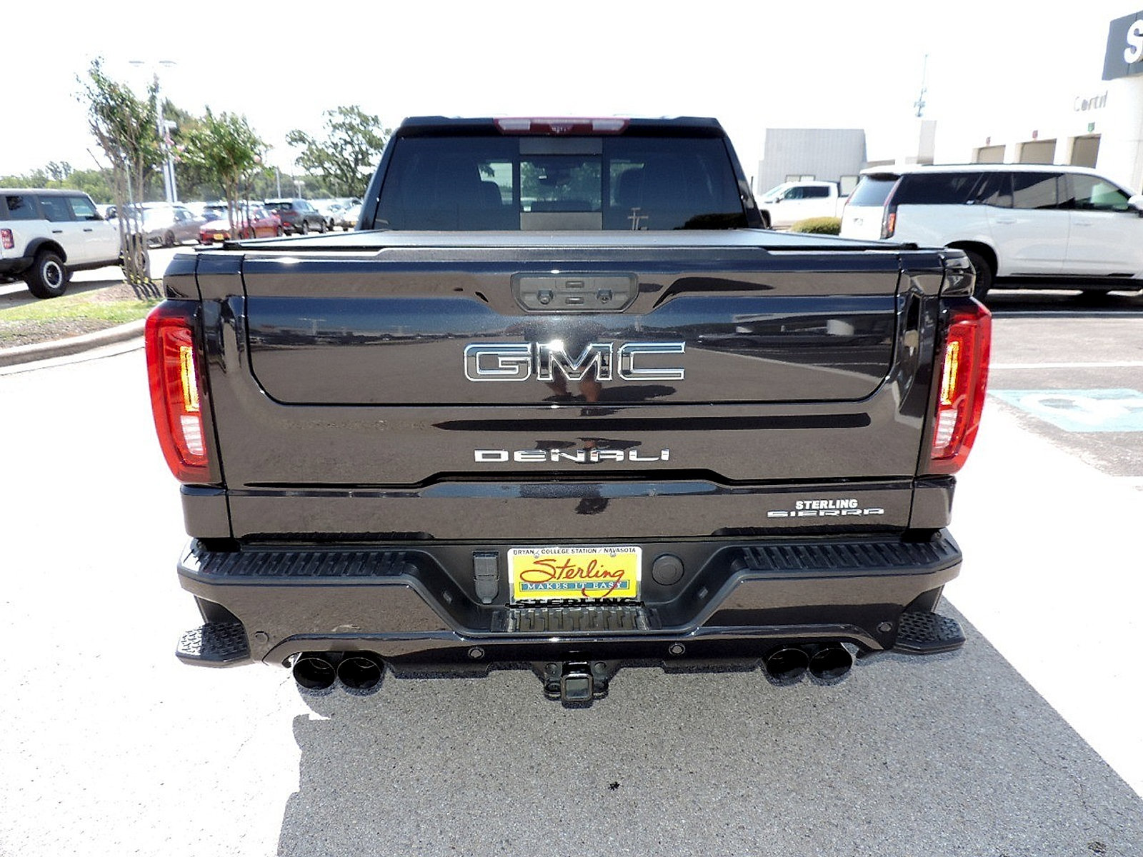 Certified 2024 GMC Sierra 1500 Denali Ultimate AWD/4WD image 6