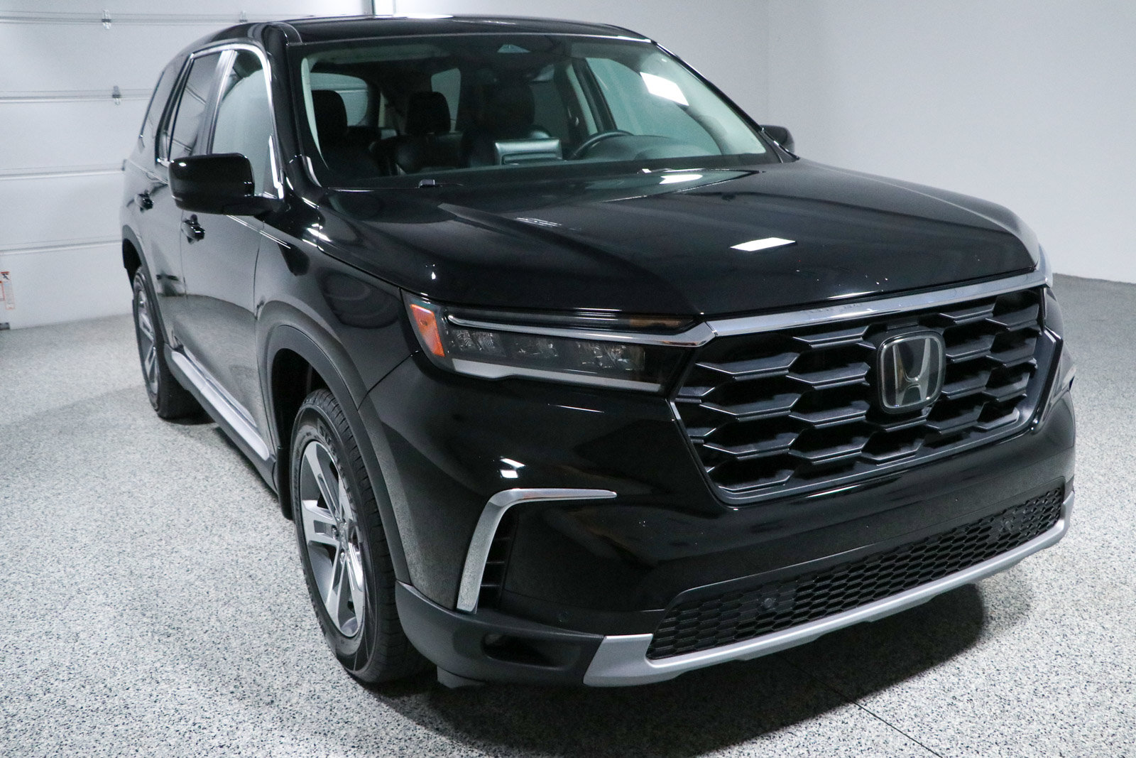 Used 2024 Honda Pilot EX-L image 5