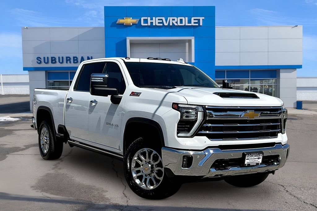 Used 2024 Chevrolet Silverado 2500 LTZ w/ LTZ Premium Package AWD/4WD image 2