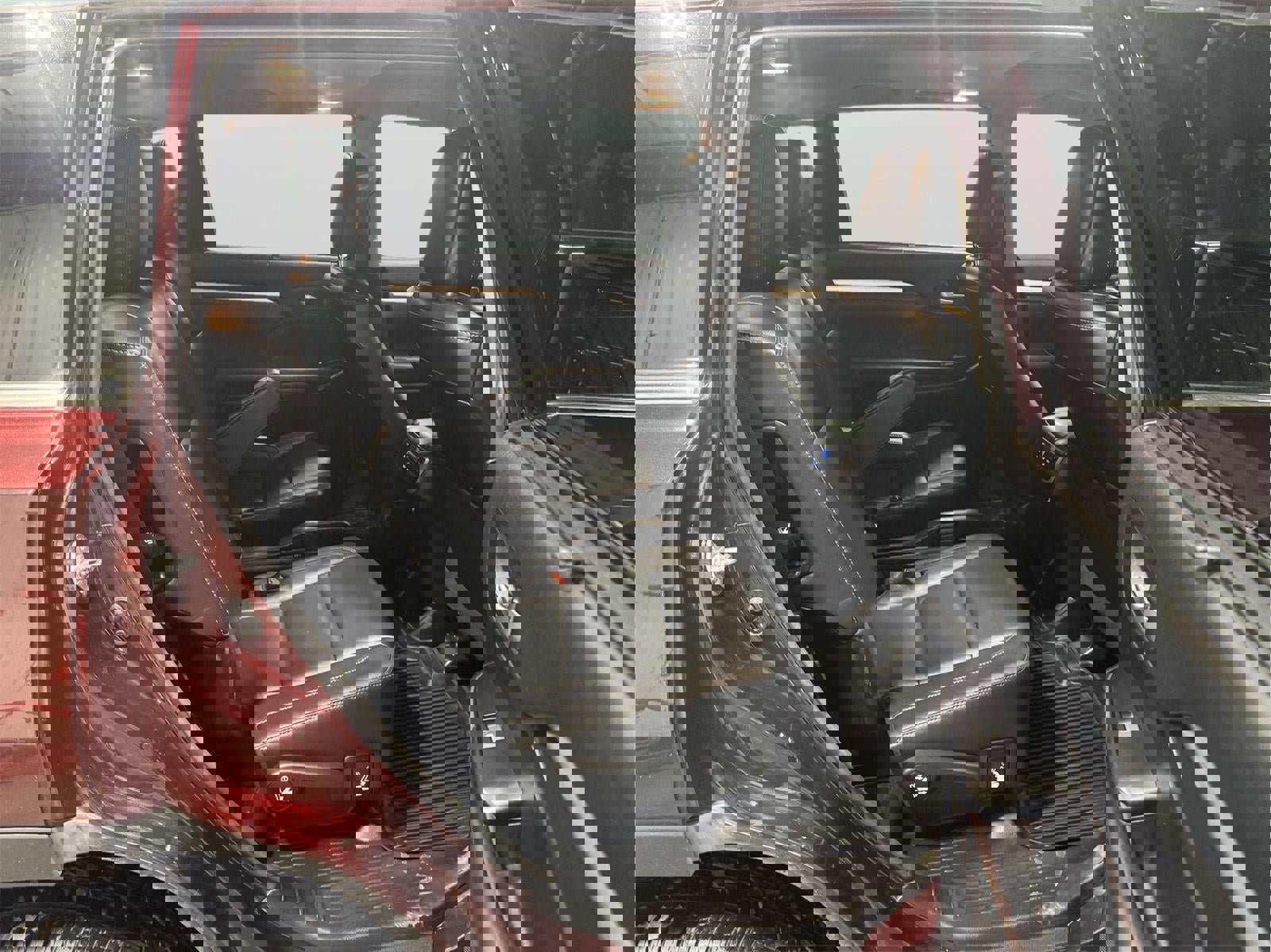 Used 2018 Toyota Highlander XLE image 12