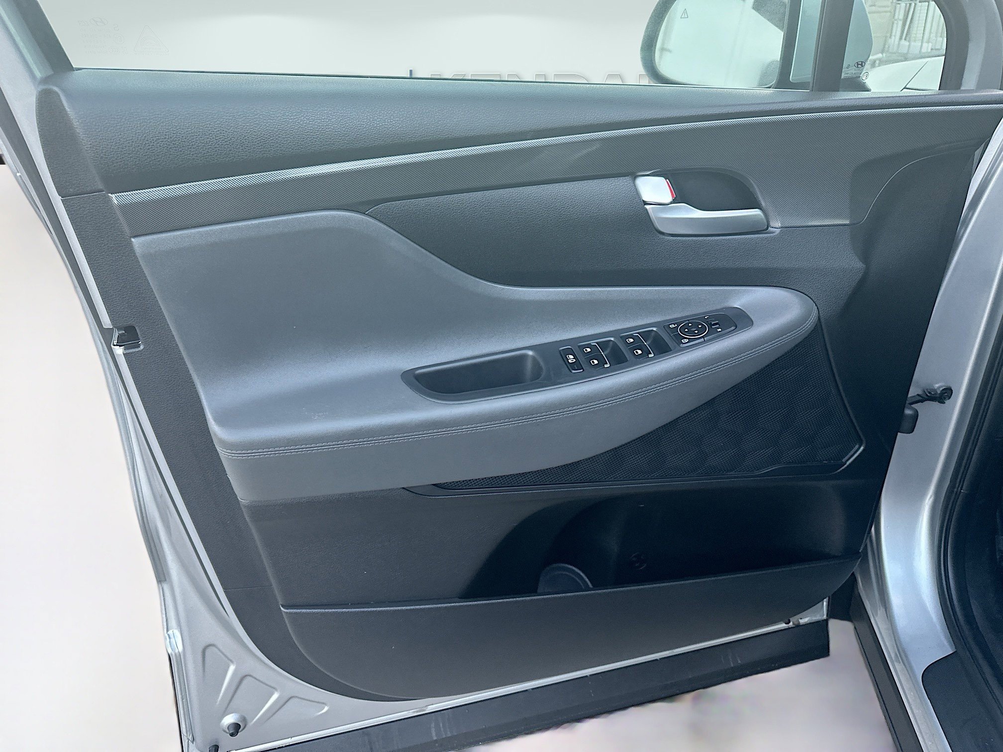 Used 2023 Hyundai Santa Fe SE image 17