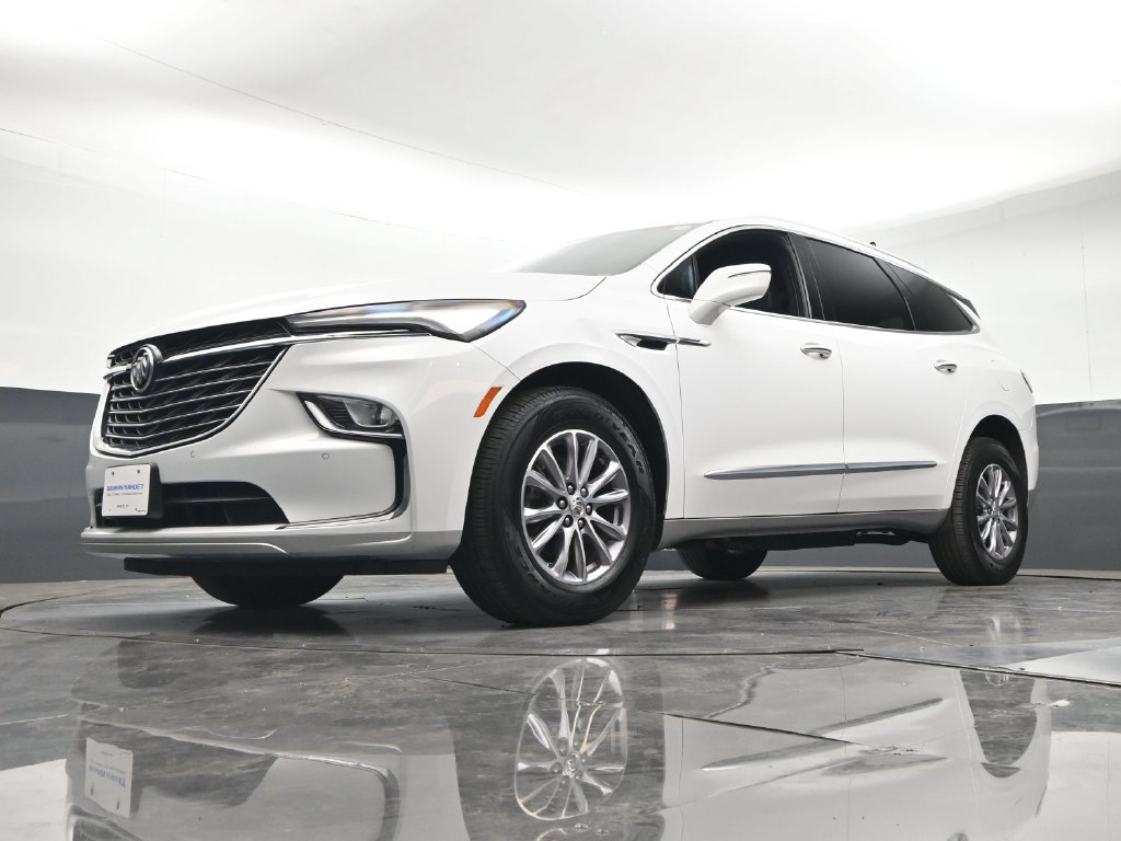Certified 2024 Buick Enclave Essence AWD/4WD image 24