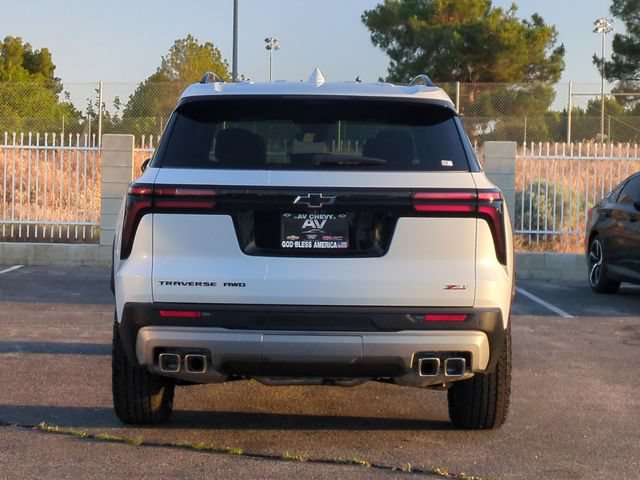 Used 2026 Chevrolet Traverse Z71 w/ Enhanced Driving Package AWD/4WD image 7
