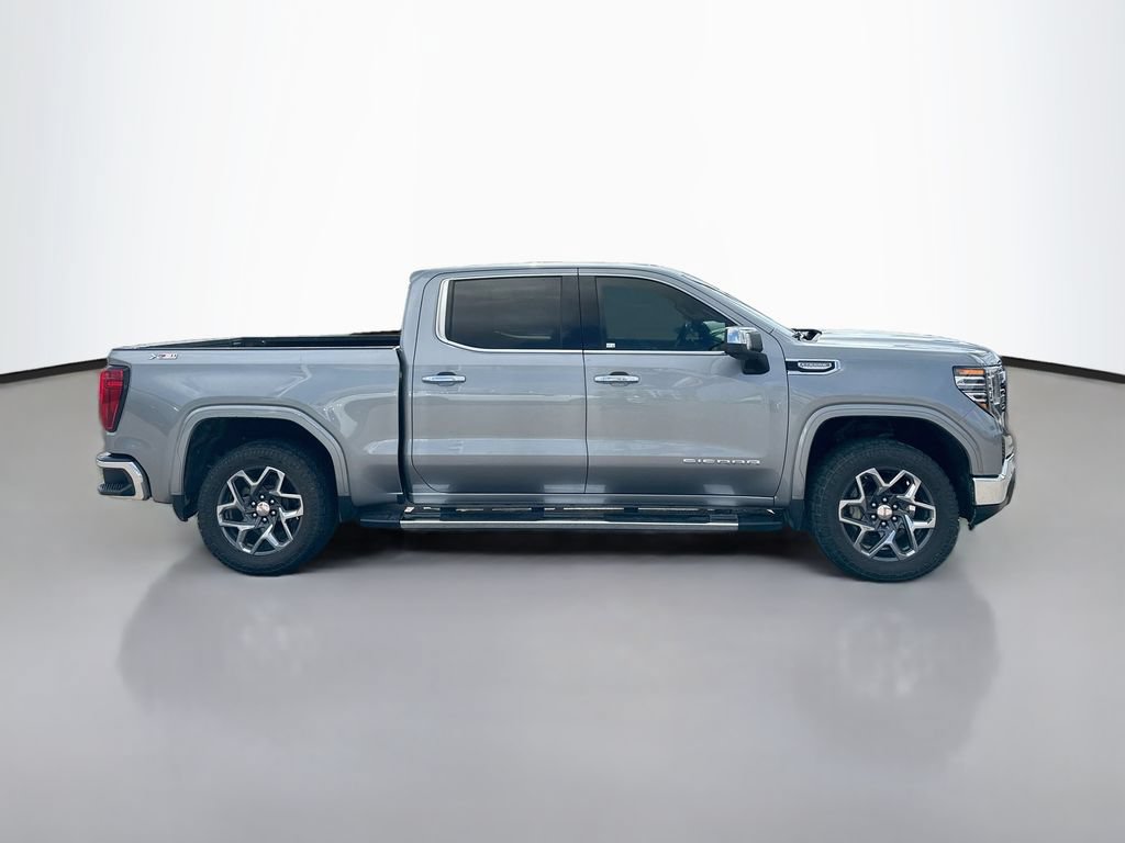 Used 2024 GMC Sierra 1500 SLT AWD/4WD image 8