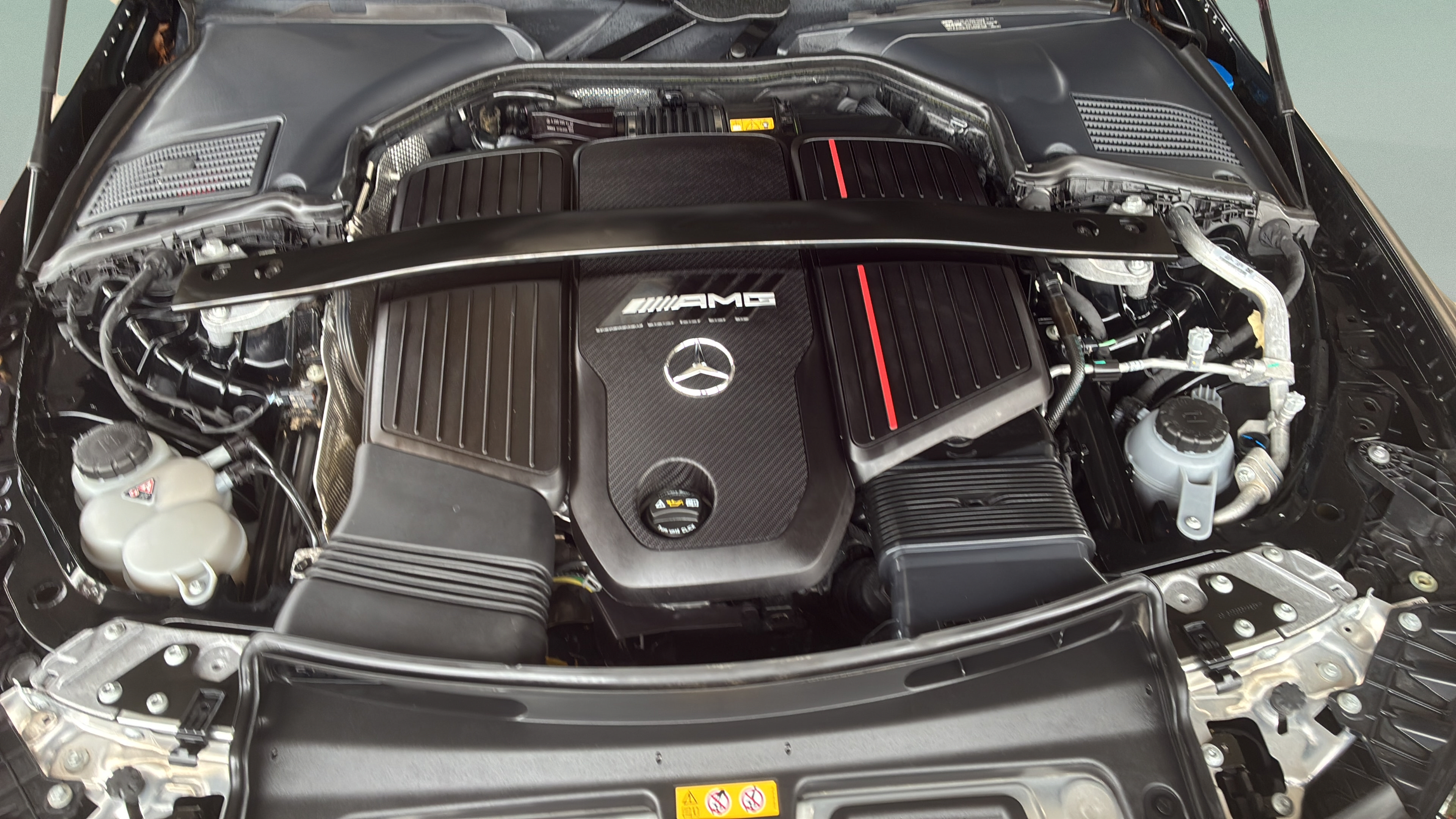 Used 2025 Mercedes-Benz CLE 53 AMG 4MATIC Coupe image 26